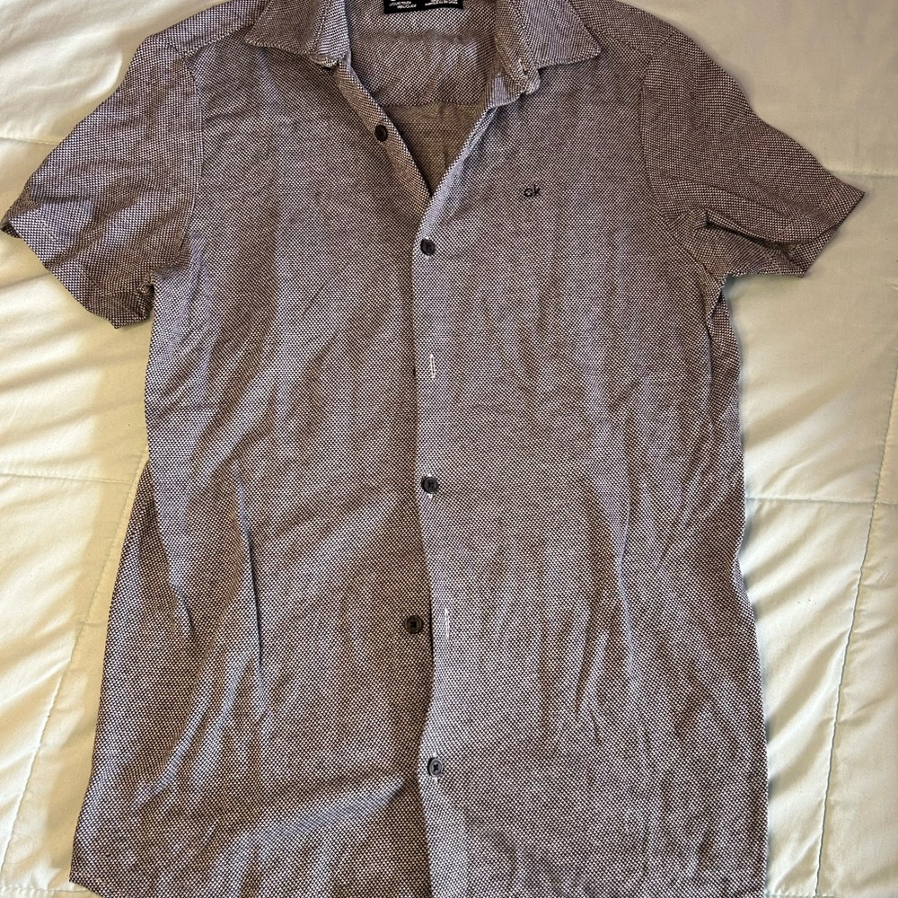 Calvin Klein Men's Short-Sleeve Button-Up Shirt - Grey